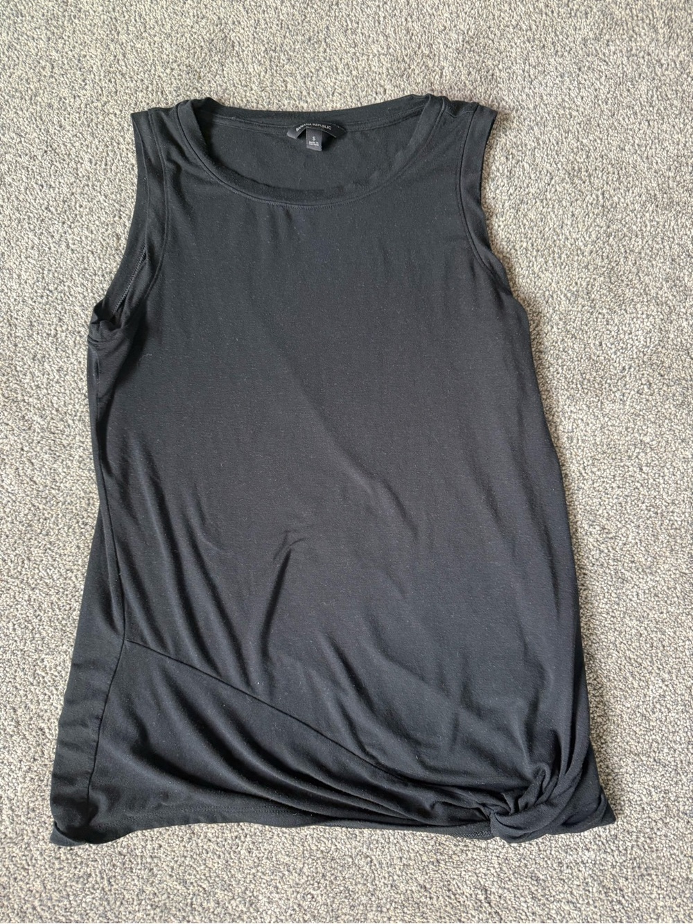 Banana Republic Women’s Asymmetrical Knot Front Tank Black Small
